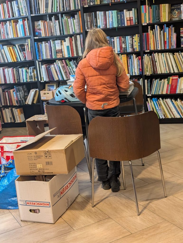 AntiquariatsNachwuchs - Buch-Spende Viele Viele Bücher