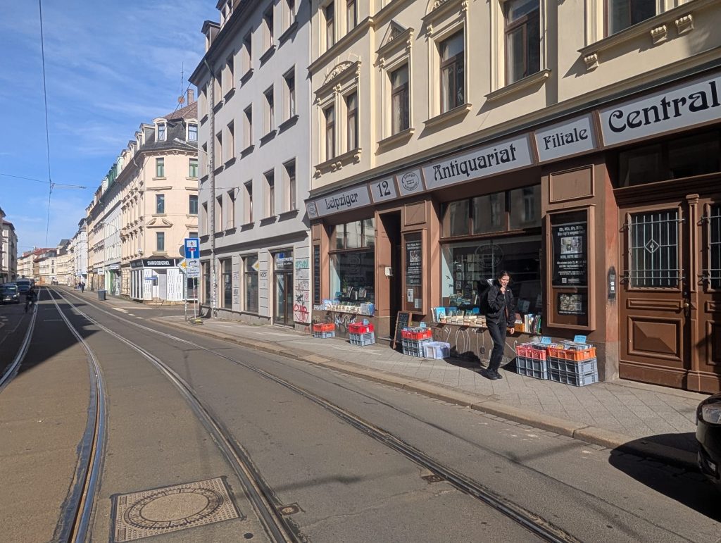 Strassenverkauf Georg Schwarz Strasse 12
