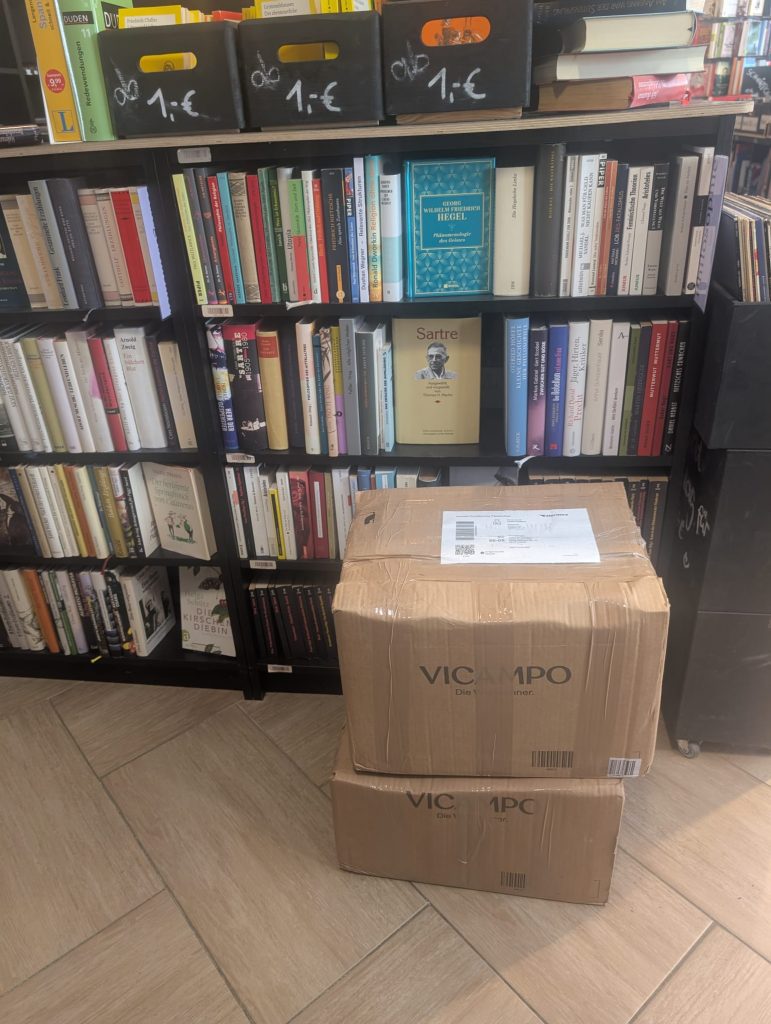 Zwei Pakete aus Borna mit Kinderbüchern